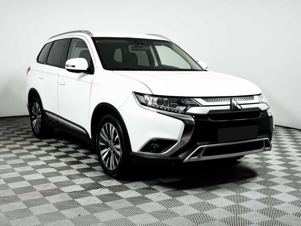Купить Mitsubishi Outlander, 2019, 77 333 км, фото №3