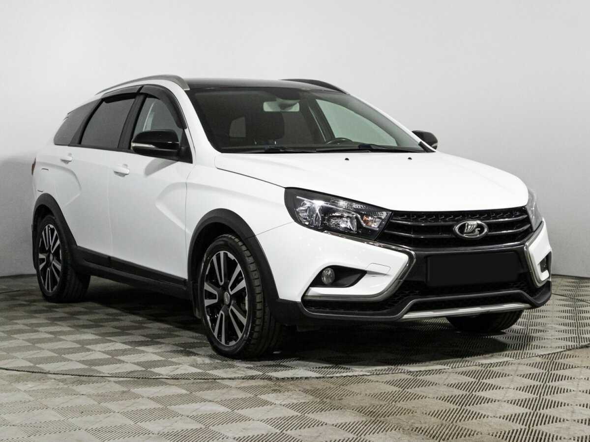 Купить Lada (ВАЗ) Vesta SW Cross, 2018, 107 231 км, фото №3
