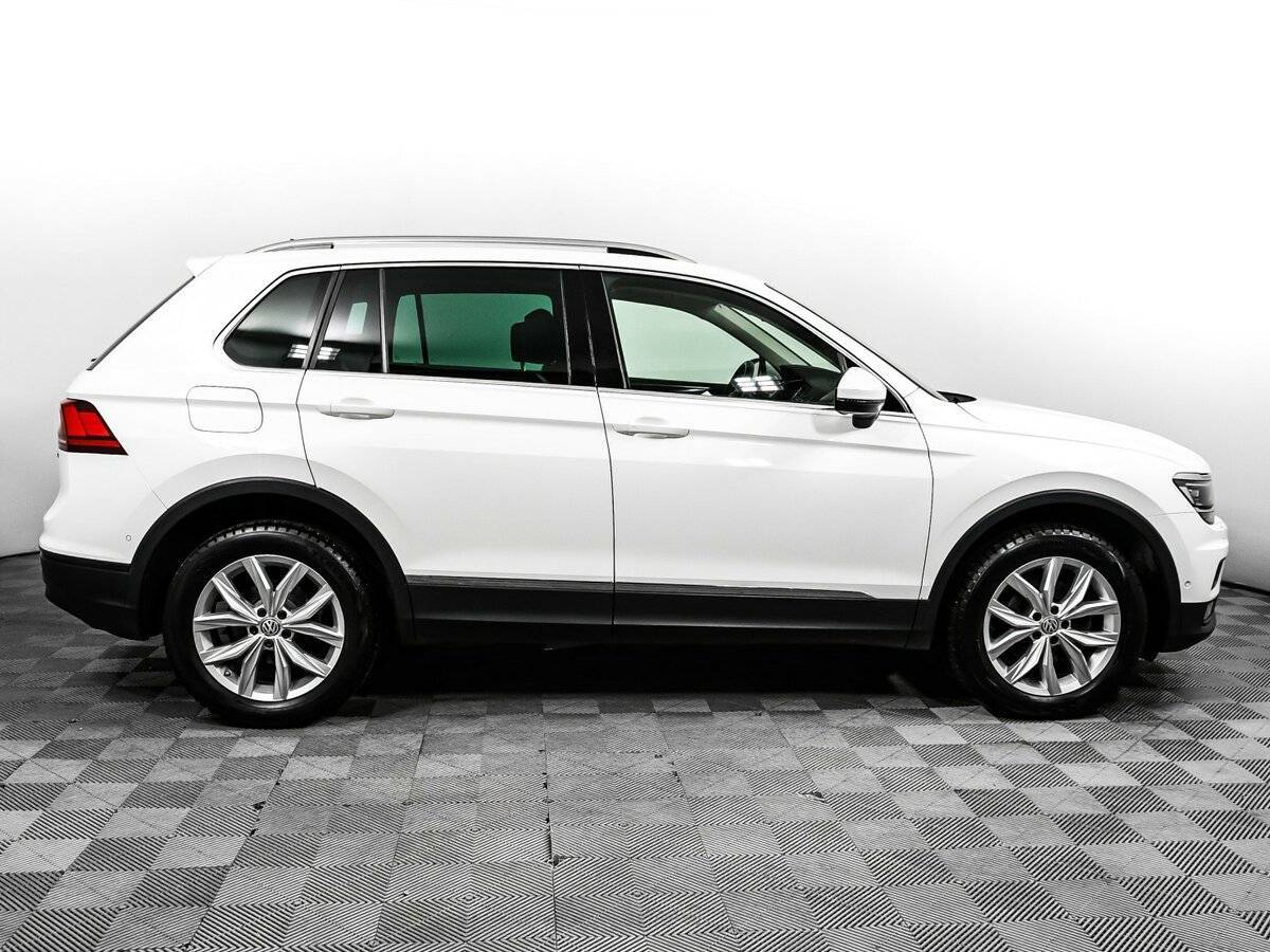Купить Volkswagen Tiguan, 2018, 89 828 км, фото №4