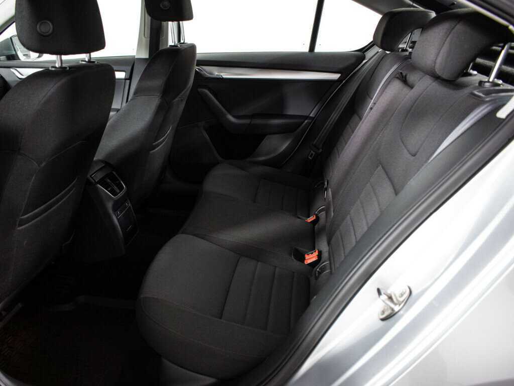 Купить Skoda Octavia, 2013, 120 220 км, фото №9