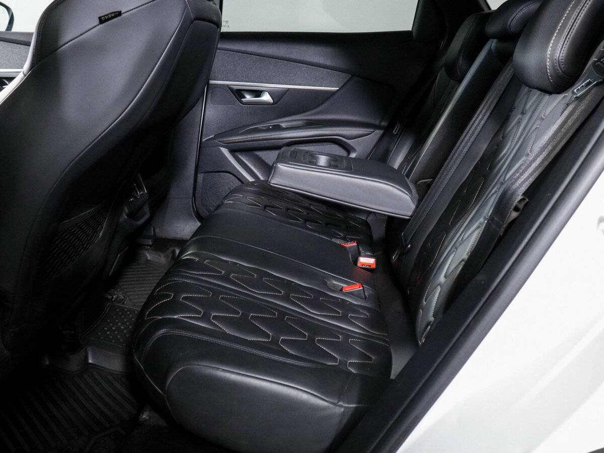 Купить Peugeot 3008, 2017, 192 787 км, фото №7