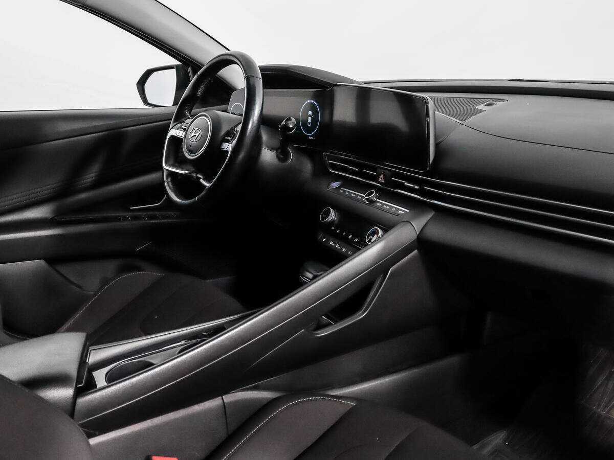 Купить Hyundai Elantra, 2021, 96 743 км, фото №14
