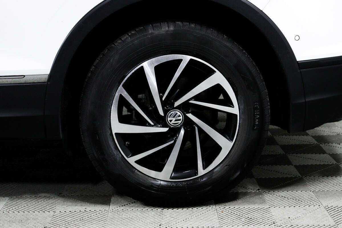 Купить Volkswagen Tiguan, 2018, 87 142 км, фото №13