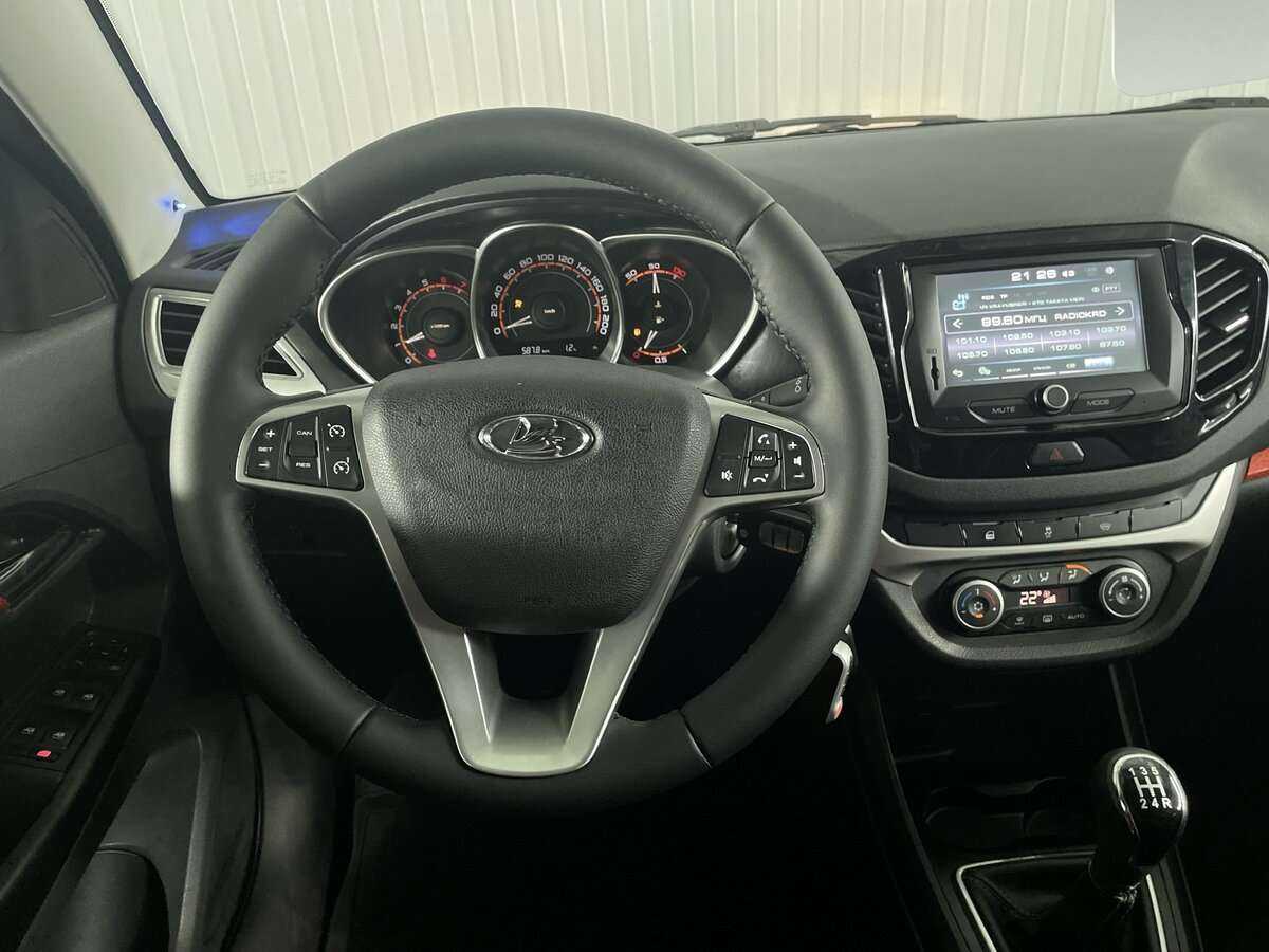 Купить Lada (ВАЗ) Vesta SW Cross, 2018, 88 269 км, фото №10