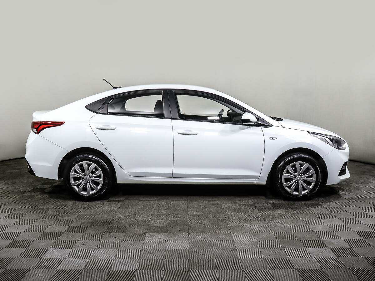 Купить Hyundai Solaris, 2019, 79 749 км, фото №3