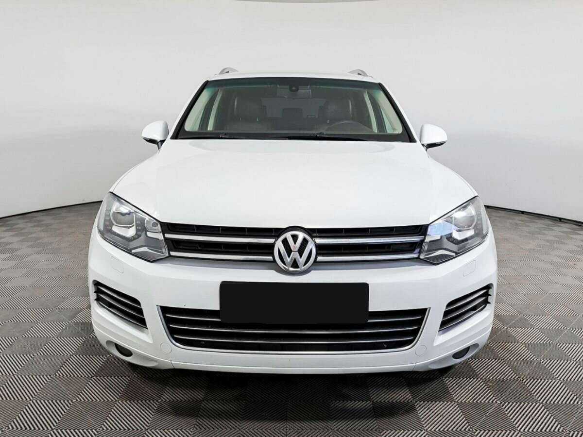 Купить Volkswagen Touareg, 2012, 253 150 км, фото №2