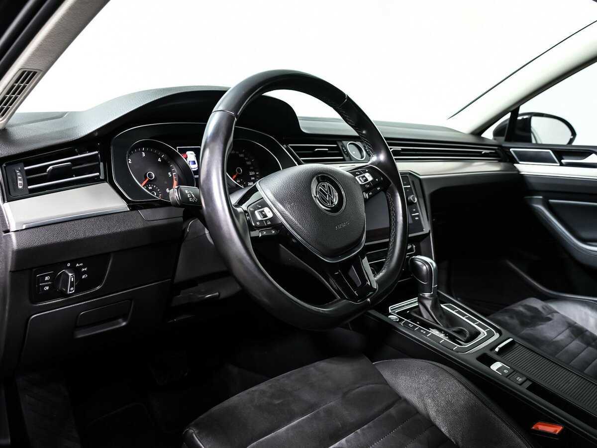 Купить Volkswagen Passat DSG6, 2018, 174 000 км, фото №12
