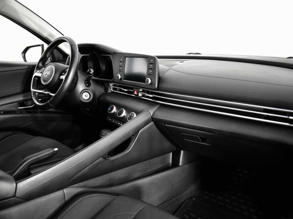 Купить Hyundai Elantra, 2021, 42 756 км, фото №9