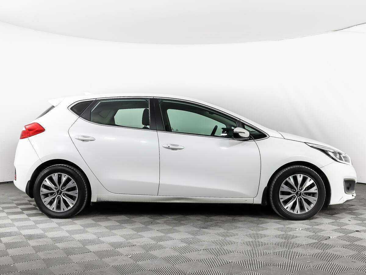 Купить Kia Ceed, 2018, 92 300 км, фото №2
