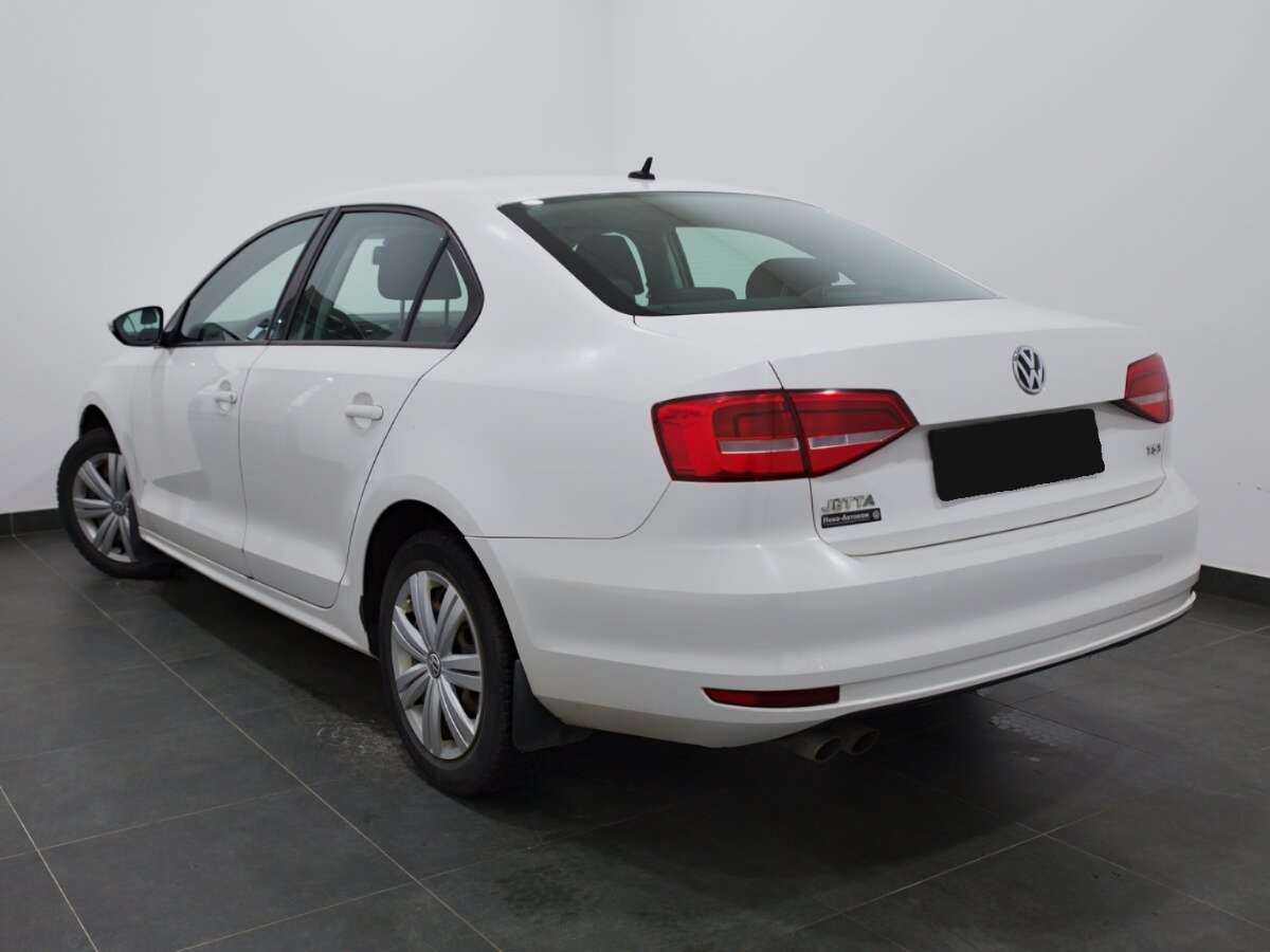 Купить Volkswagen Jetta, 2015, 144 689 км, фото №3