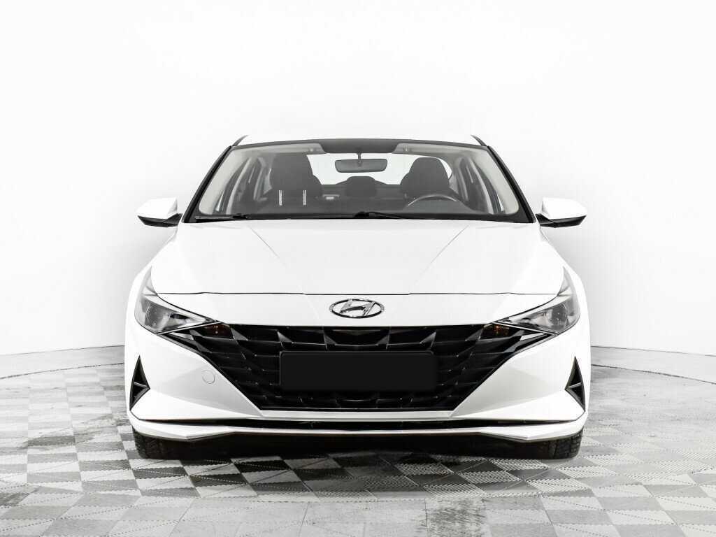 Купить Hyundai Elantra, 2021, 42 756 км, фото №2