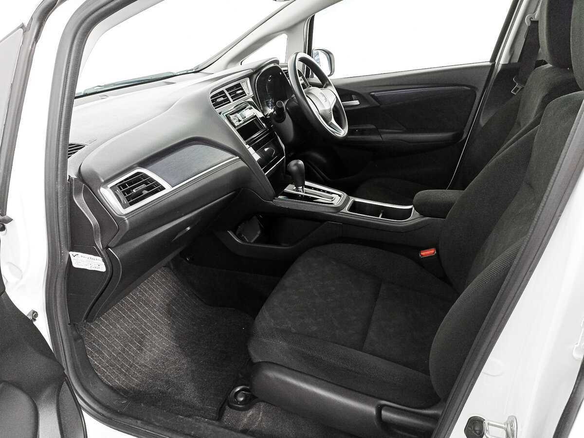 Купить Honda Shuttle, 2018, 96 369 км, фото №11