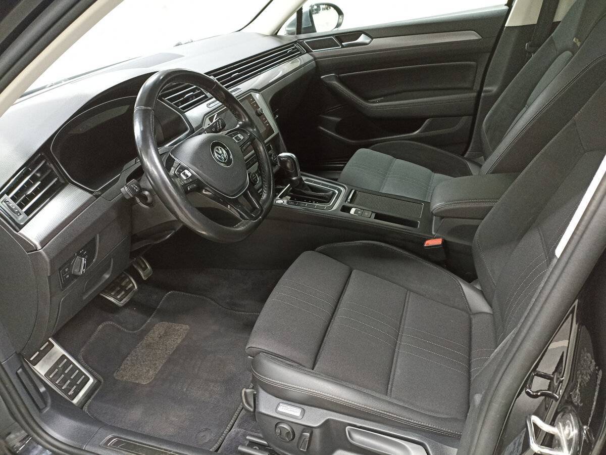 Купить Volkswagen Passat Alltrack, 2018, 130 479 км, фото №16