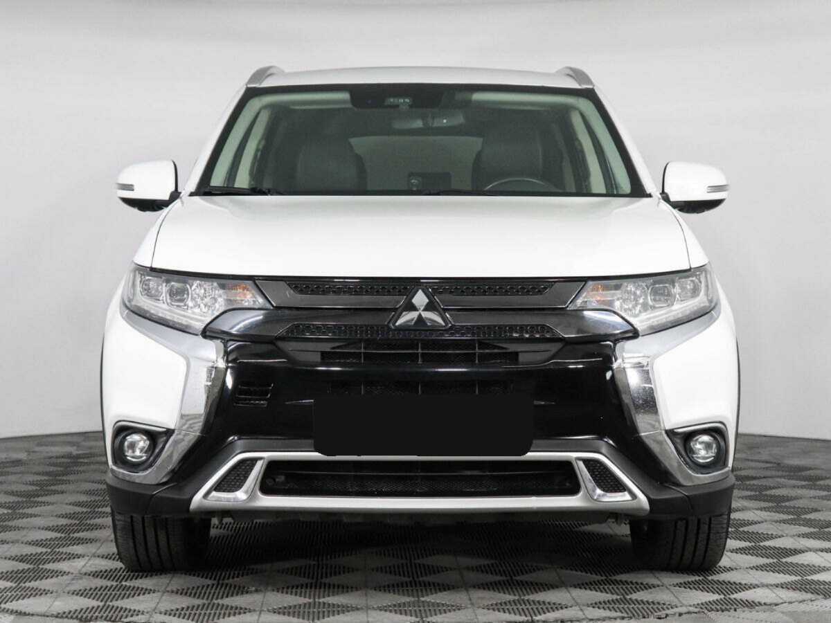 Купить Mitsubishi Outlander, 2018, 138 257 км, фото №2