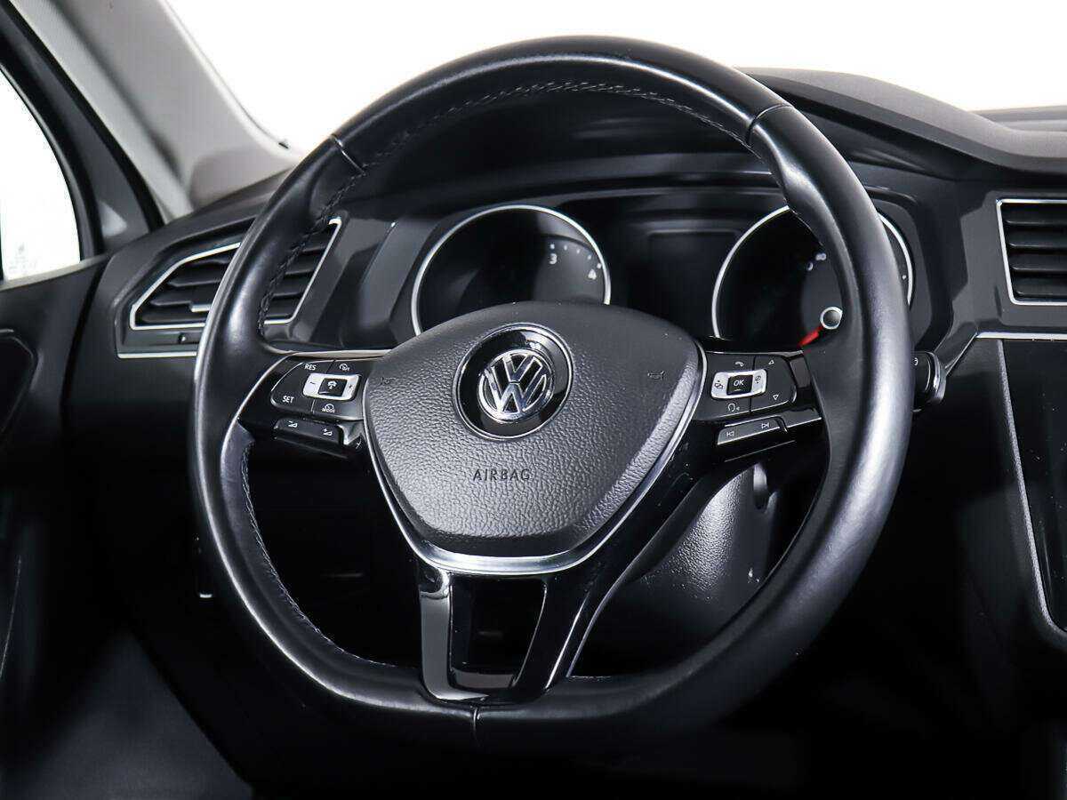 Купить Volkswagen Tiguan, 2018, 75 680 км, фото №14
