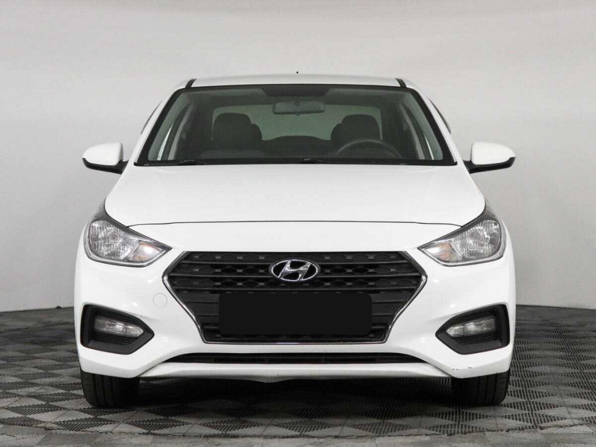 Купить Hyundai Solaris, 2017, 111 194 км, фото №2