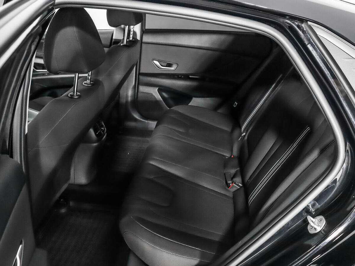 Купить Hyundai Elantra, 2021, 96 743 км, фото №13