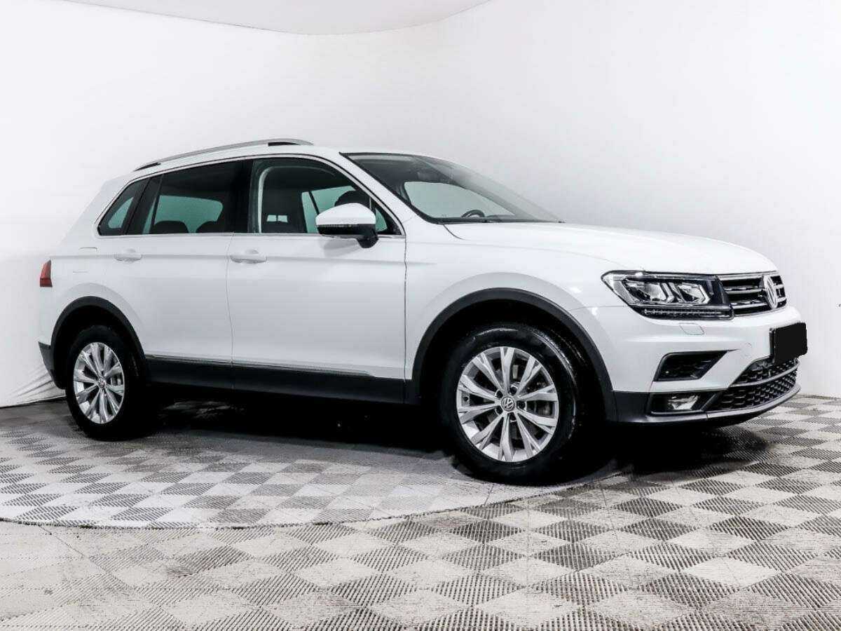 Купить Volkswagen Tiguan, 2017, 84 352 км, фото №3