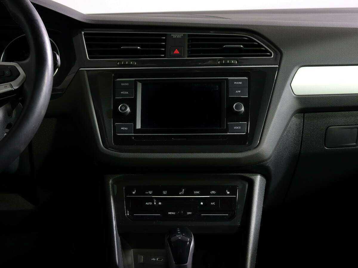 Купить Volkswagen Tiguan, 2021, 20 437 км, фото №12
