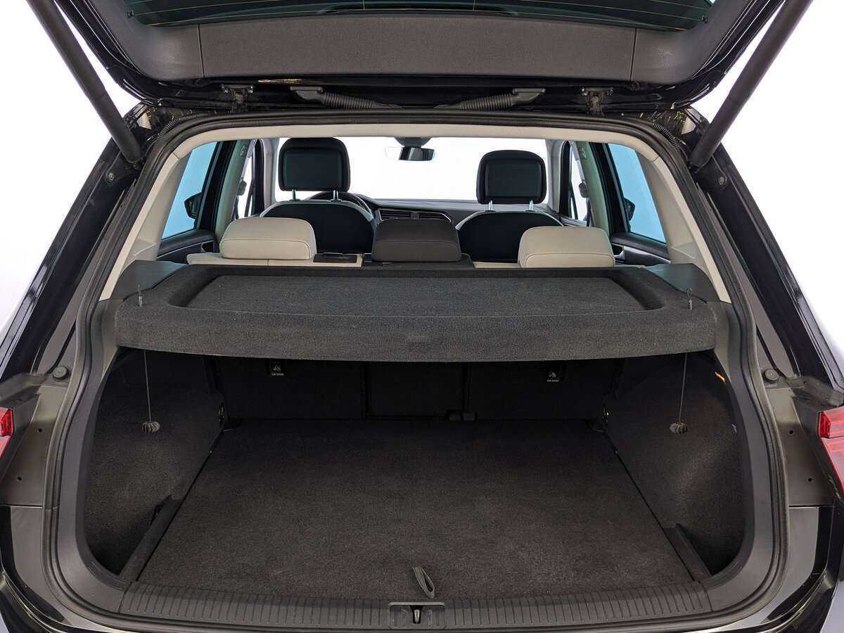 Купить Volkswagen Tiguan, 2019, 139 692 км, фото №10
