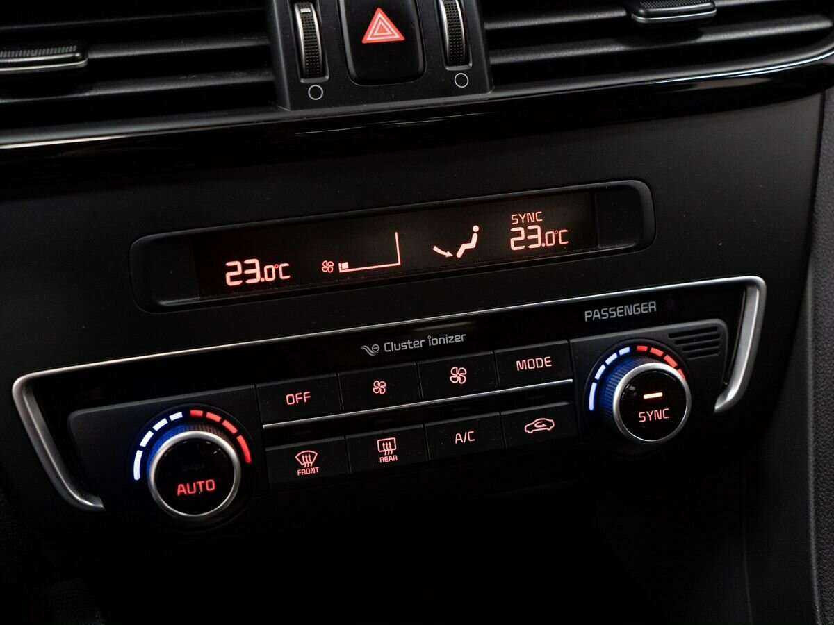 Купить Kia K5, 2017, 91 000 км, фото №9