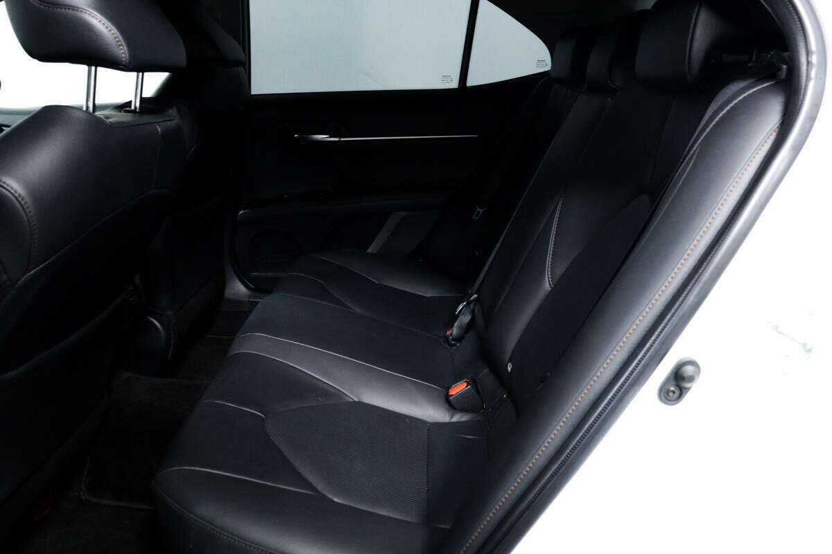 Купить Toyota Camry, 2019, 59 812 км, фото №12