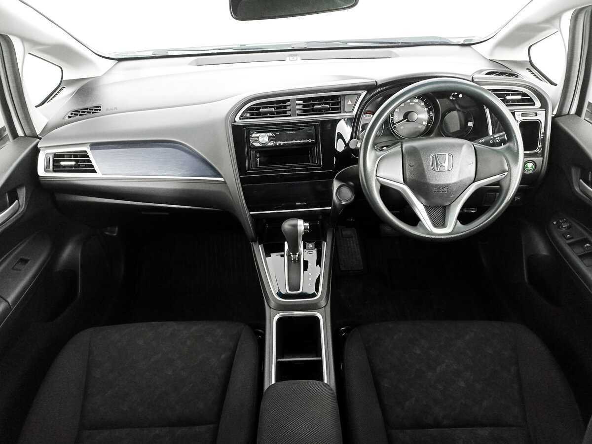 Купить Honda Shuttle, 2018, 96 369 км, фото №14