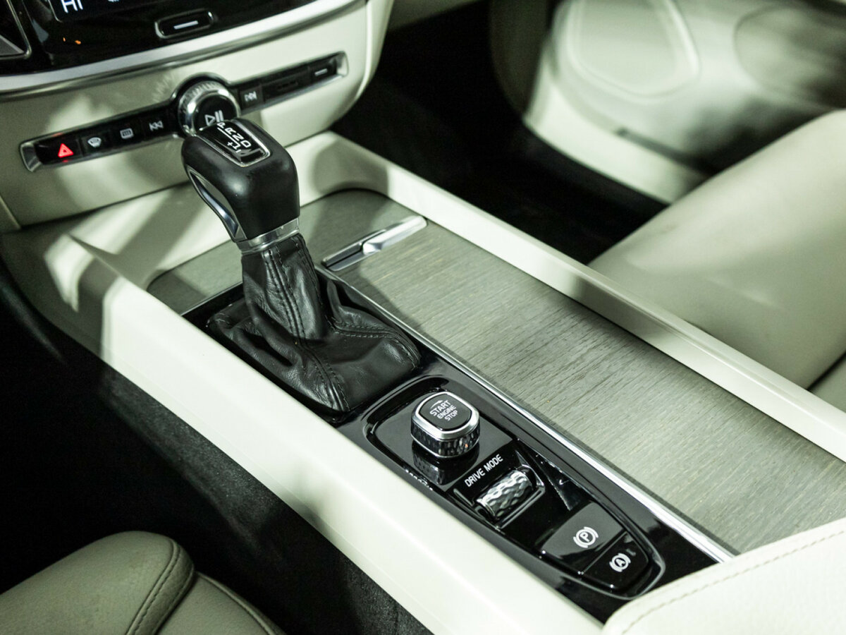 Купить Volvo V60 II, 2018, 268 000 км, фото №15