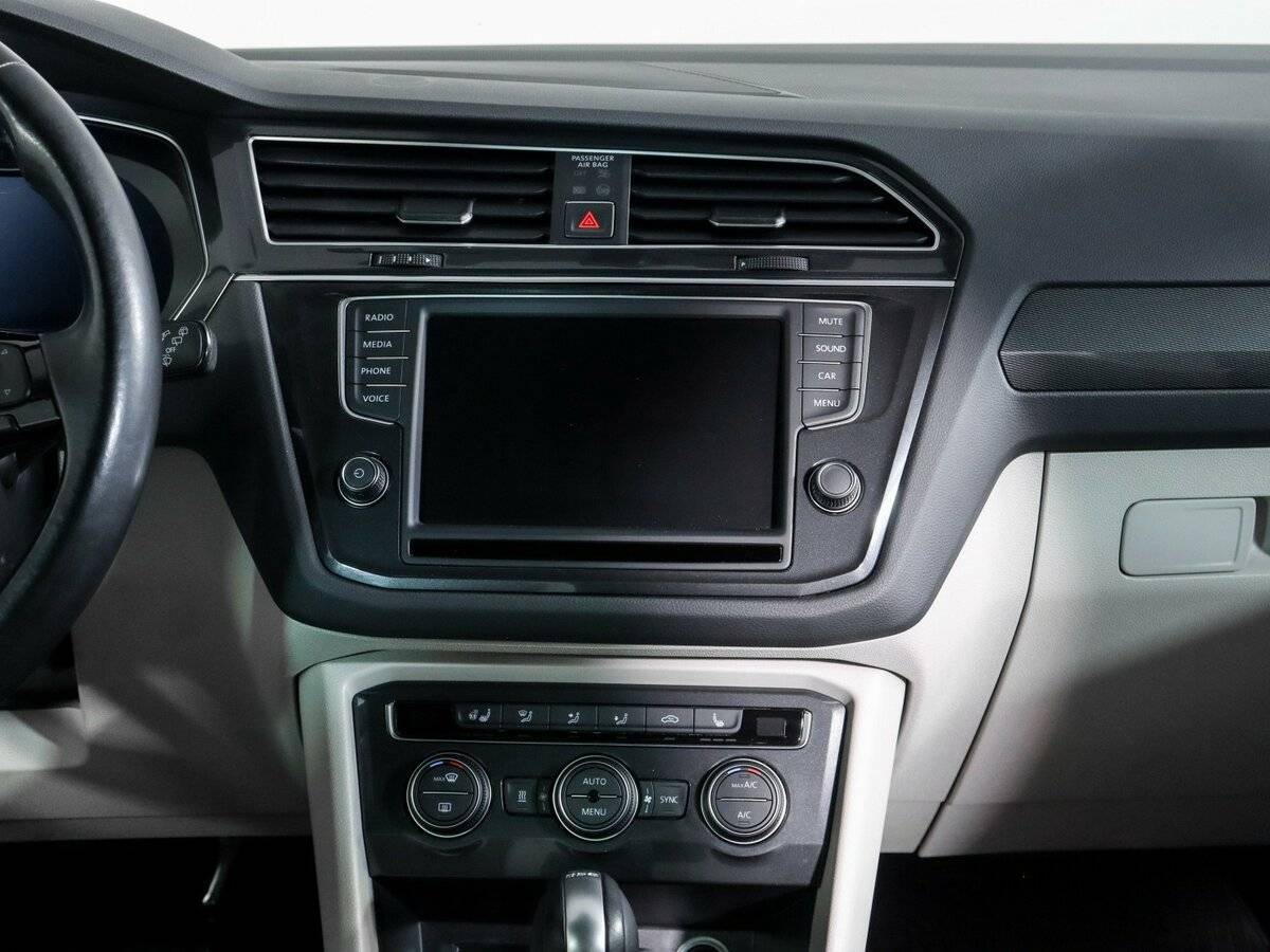Купить Volkswagen Tiguan, 2017, 44 377 км, фото №13