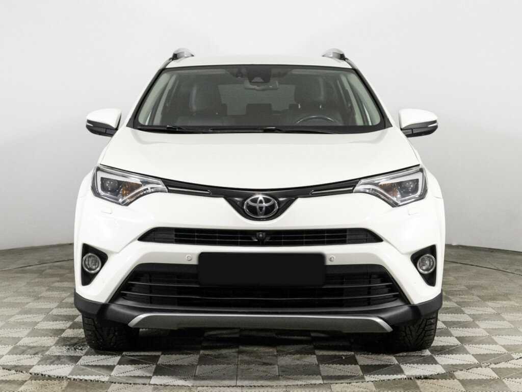 Купить Toyota RAV4, 2017, 119 187 км, фото №2