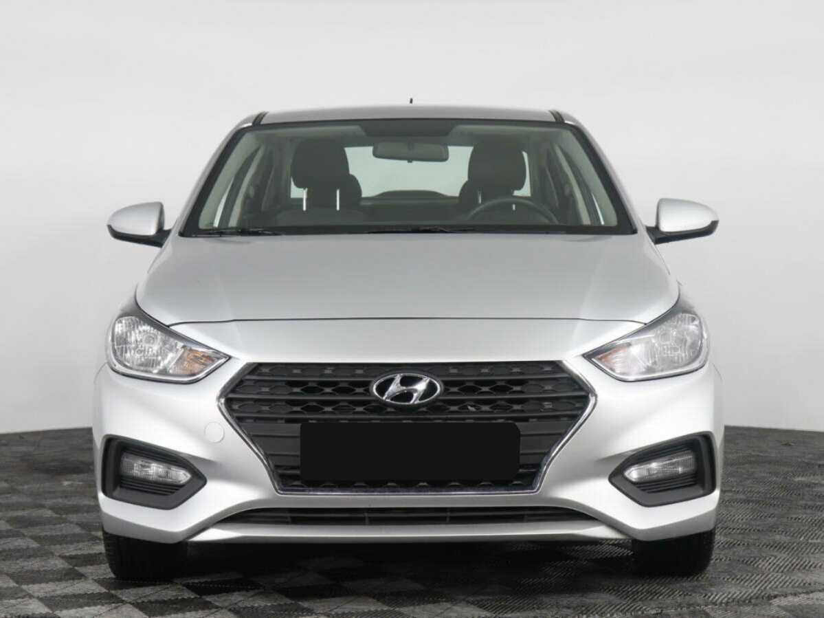 Купить Hyundai Solaris, 2018, 41 963 км, фото №2