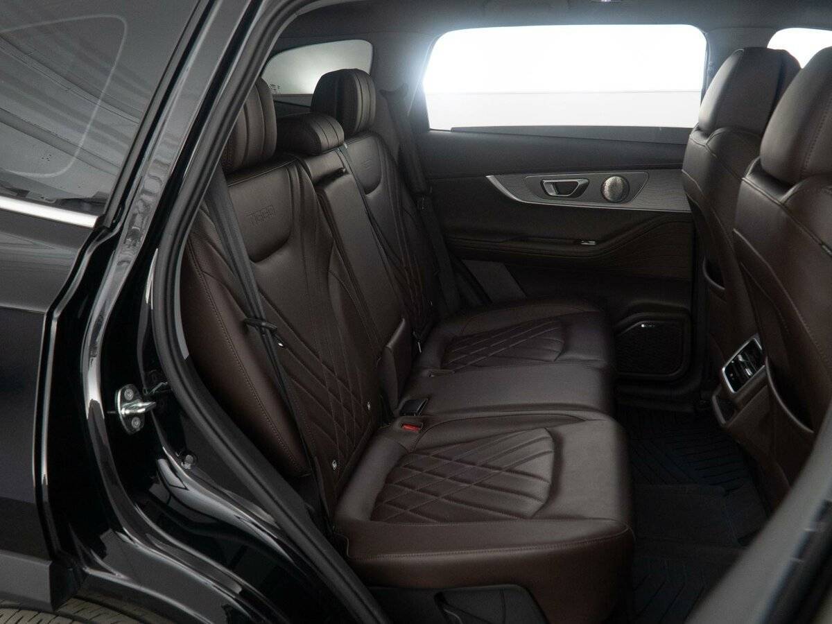 Купить Chery Tiggo 8 Pro, 2023, 13 619 км, фото №7