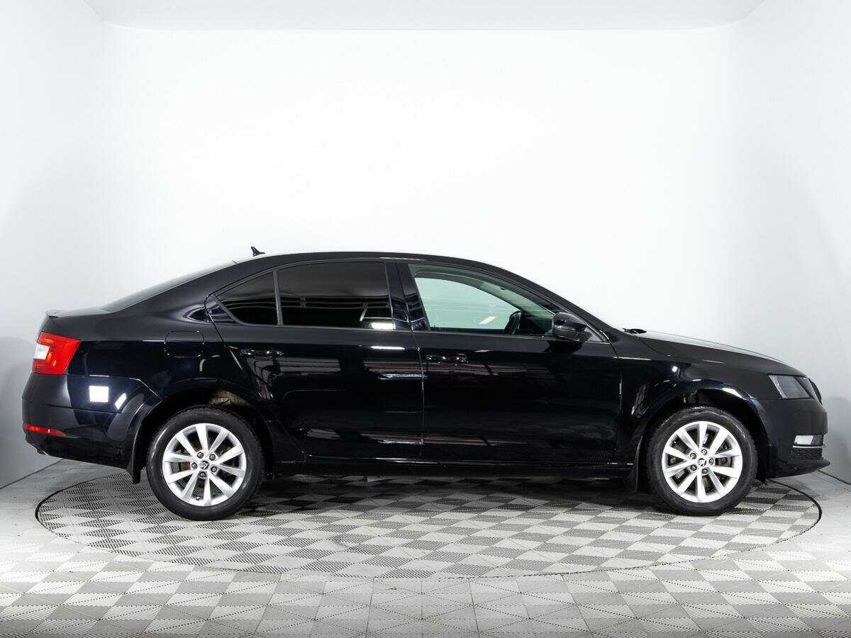 Купить Skoda Octavia, 2018, 69 000 км, фото №4