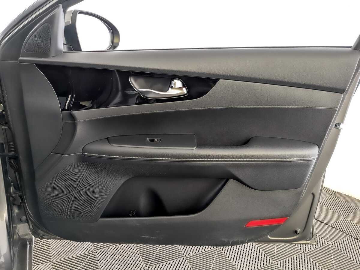 Купить Kia Cerato, 2021, 37 082 км, фото №24