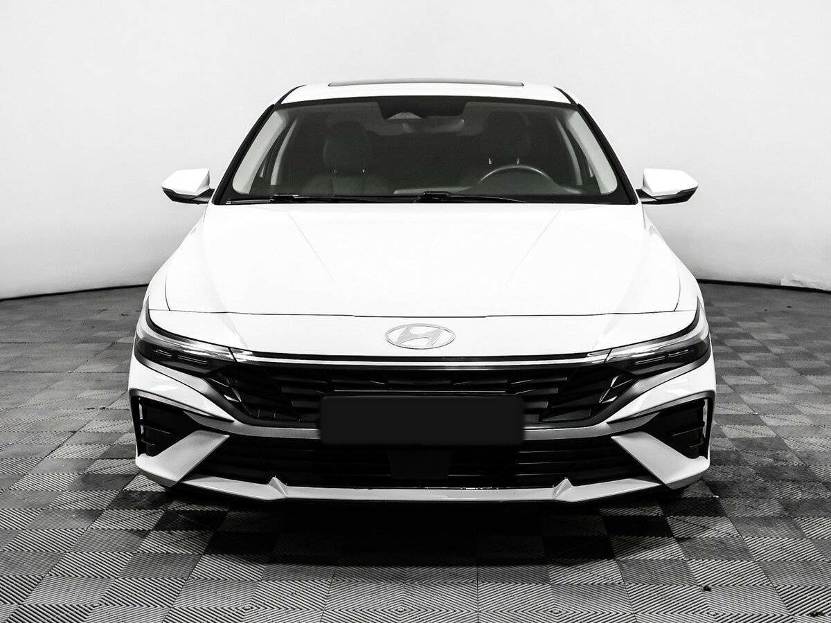 Купить Hyundai Elantra, 2023, 38 900 км, фото №2