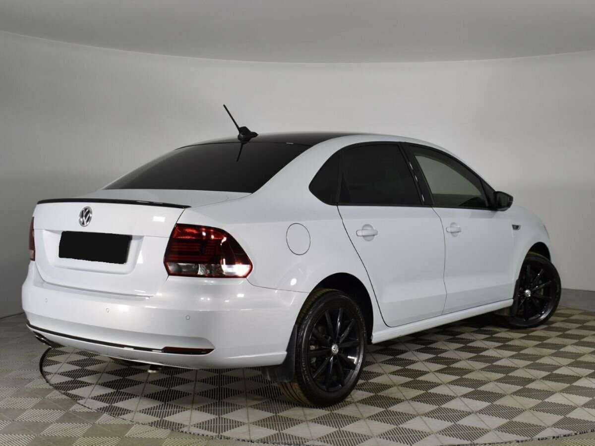 Купить Volkswagen Polo, 2019, 59 245 км, фото №2