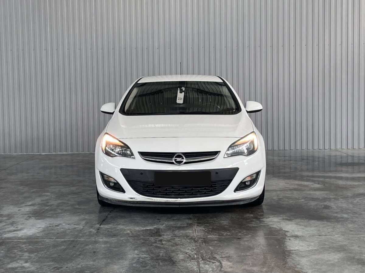 Купить Opel Astra, 2013, 205 254 км, фото №2