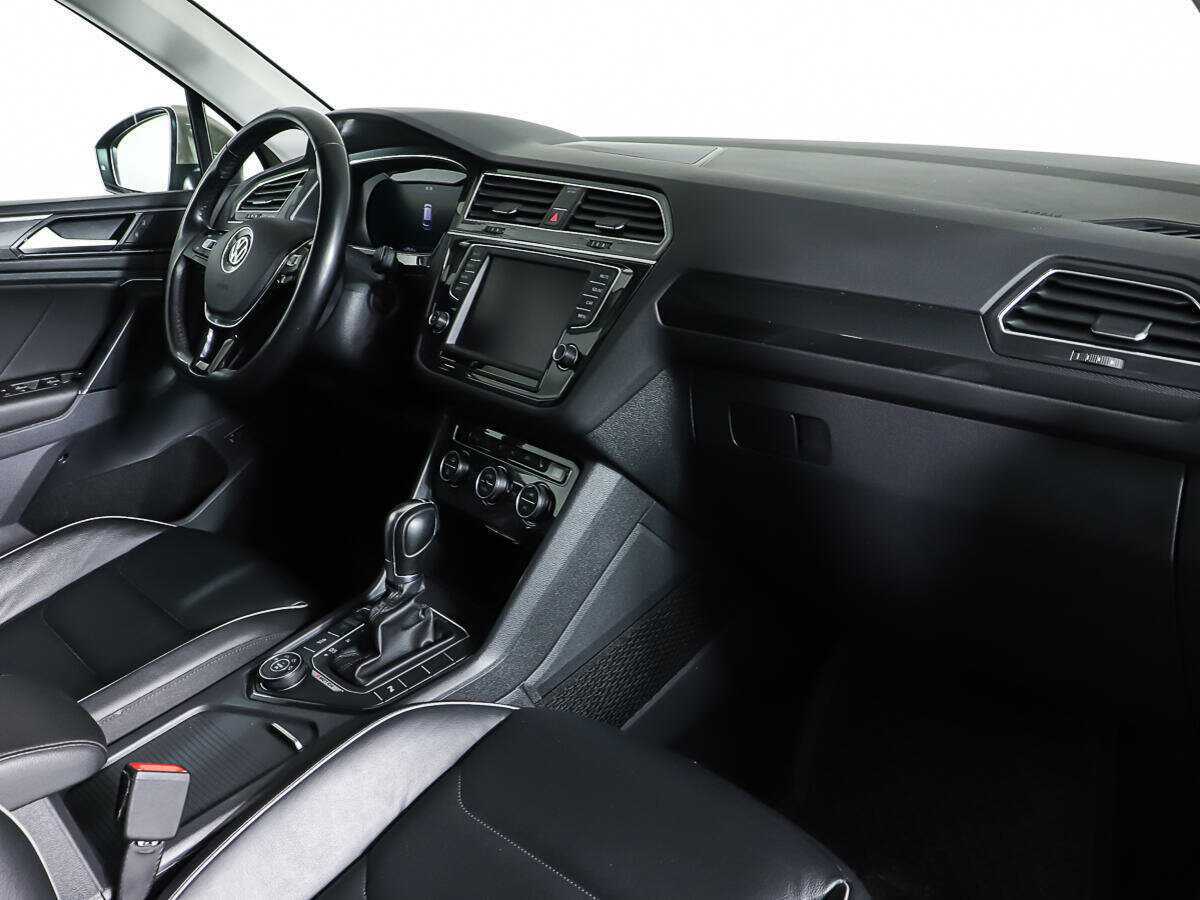 Купить Volkswagen Tiguan, 2017, 128 366 км, фото №11
