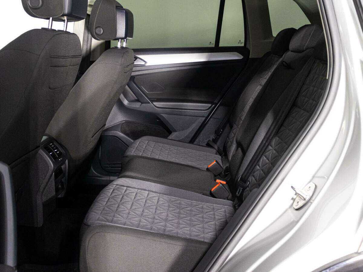 Купить Volkswagen Tiguan, 2021, 83 175 км, фото №10