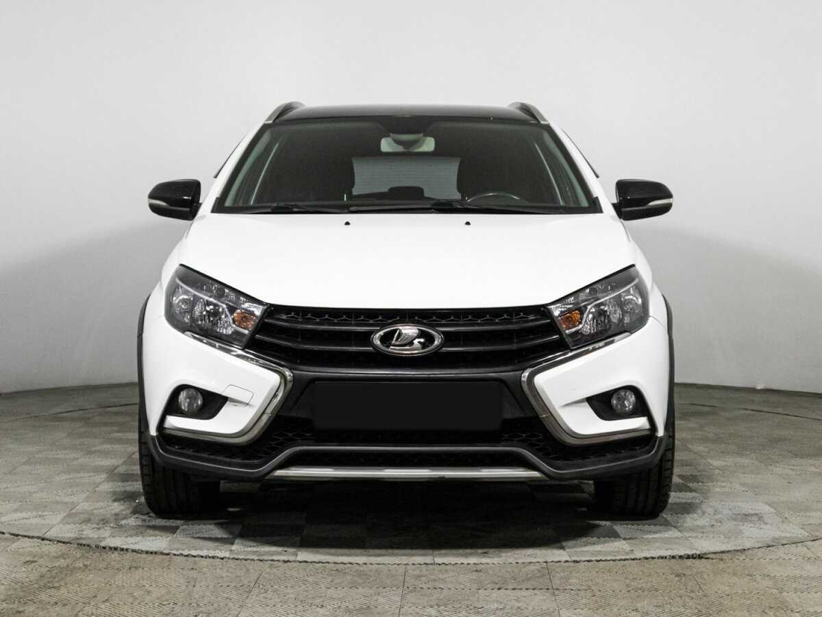 Купить Lada (ВАЗ) Vesta SW Cross, 2018, 107 231 км, фото №2