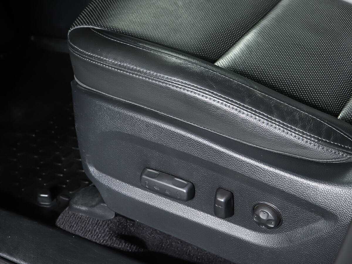 Купить Hyundai Santa Fe, 2016, 148 124 км, фото №13