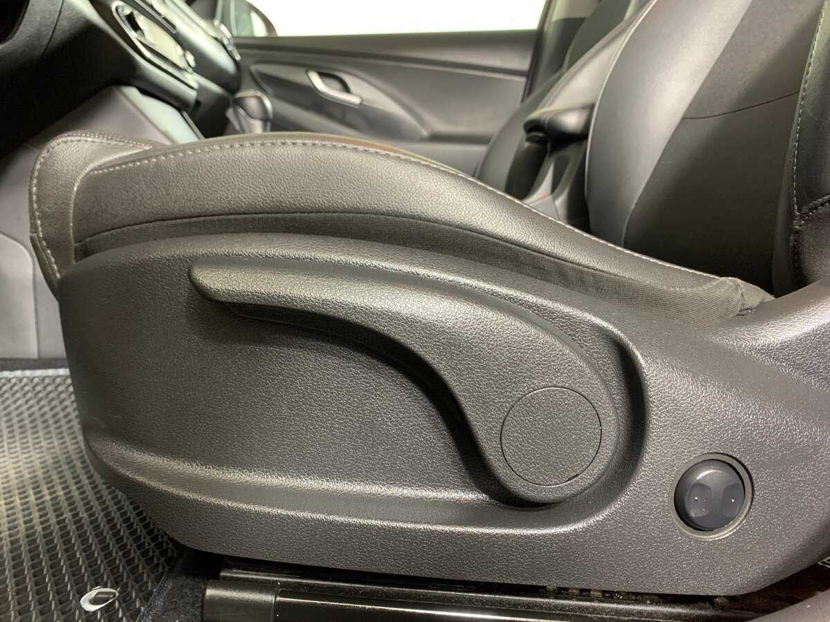 Купить Hyundai i30, 2017, 235 275 км, фото №17