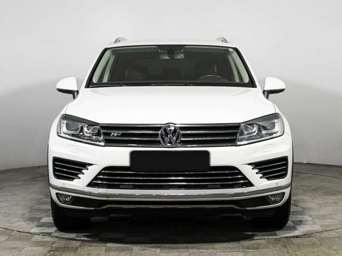 Купить Volkswagen Touareg, 2015, 187 303 км, фото №2
