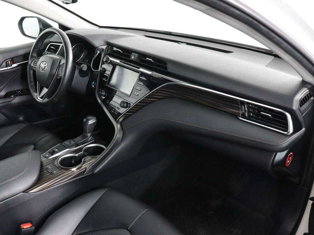 Купить Toyota Camry, 2019, 77 032 км, фото №9
