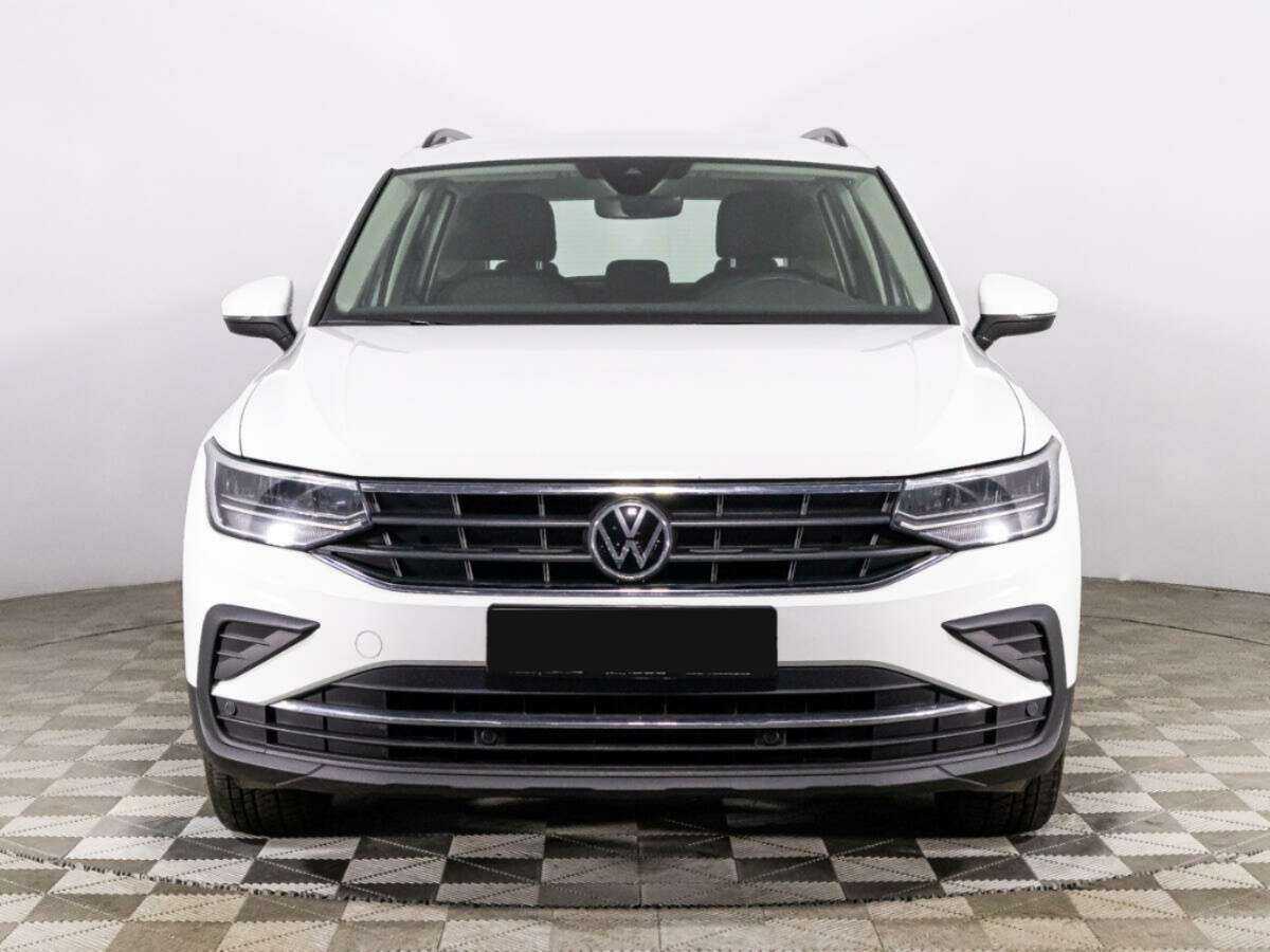 Купить Volkswagen Tiguan, 2021, 69 113 км, фото №2