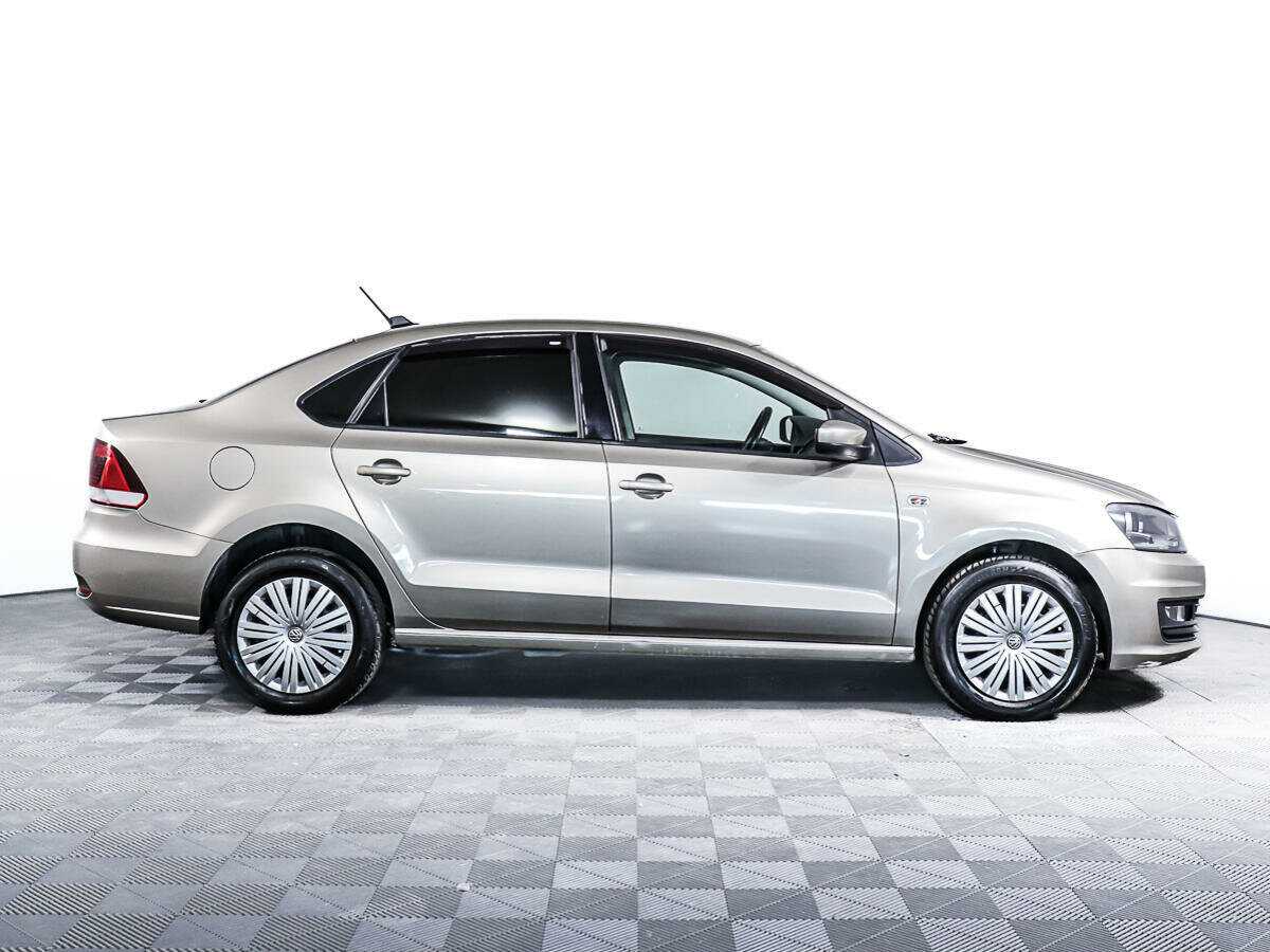 Купить Volkswagen Polo, 2017, 97 800 км, фото №3