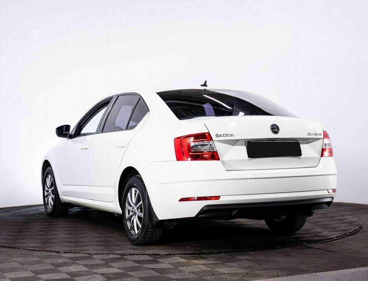 Купить Skoda Octavia, 2017, 59 000 км, фото №4
