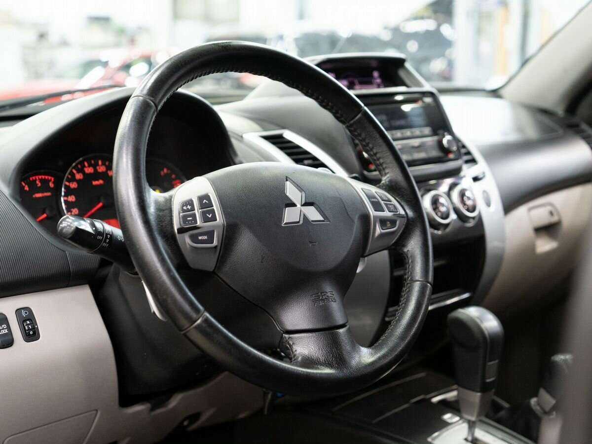 Купить Mitsubishi Pajero Sport, 2014, 235 817 км, фото №5