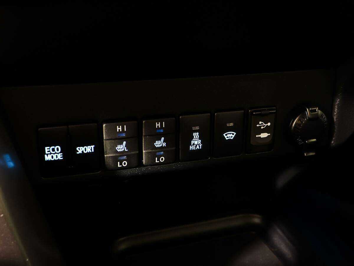 Купить Toyota RAV4, 2018, 113 000 км, фото №17