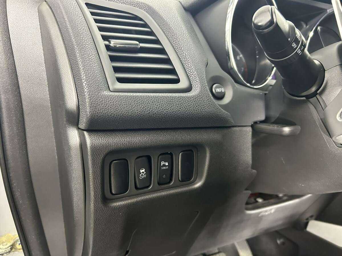 Купить Peugeot 4008, 2012, 100 748 км, фото №7